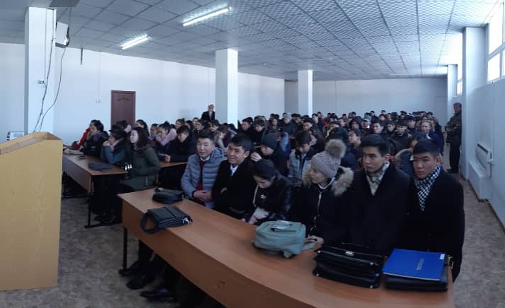 13  ноября 2018 года В Кыргызском авиационном институте им. И. Абдраимова прошло разъяснительно-профилактическое мероприятие на тему: «Безопасность дорожного движения».