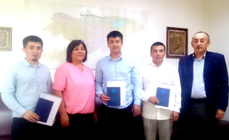 Выпускники Кыргызского авиационного колледжа получили квалификацию бакалавра по авиастроению в  КнАГУ