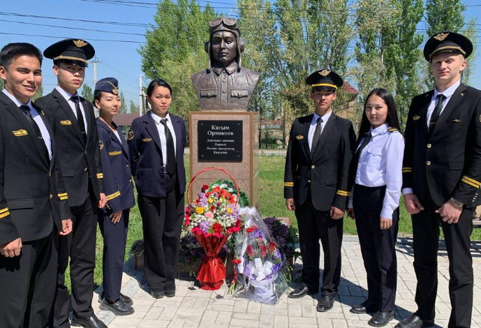 26 апреля в селе Джал состоялся митинг-реквием, посвященный открытию памятника Героя Советского союз...