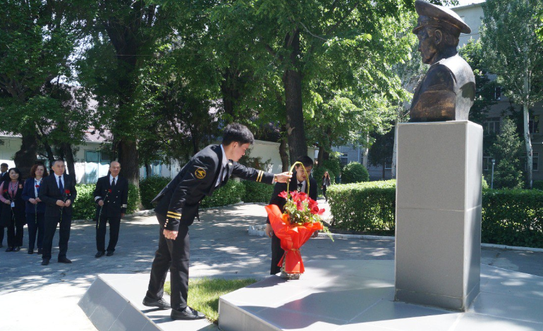 К 79-летию Победы: в институте почтили память героев Великой отечественной войны
